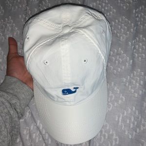 vineyard vines hat